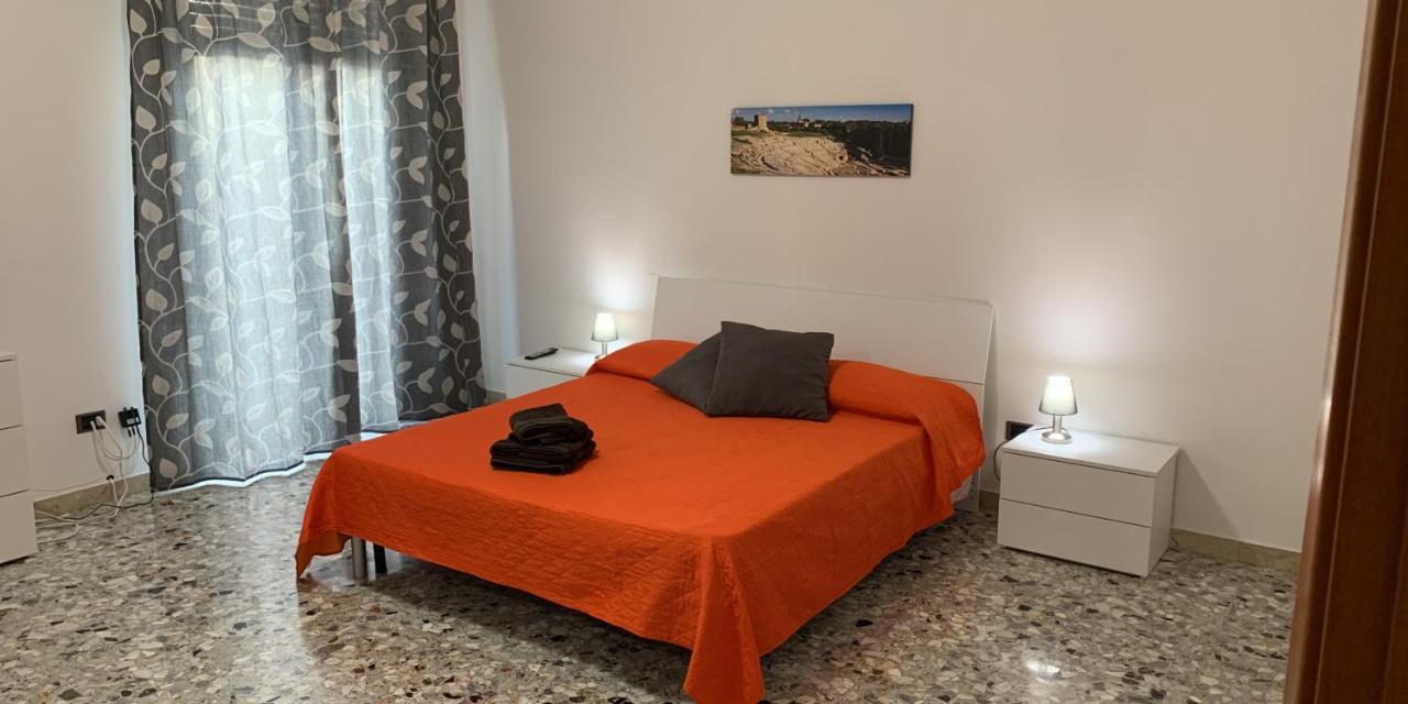 Al Flamingo Apartman Szirakúza Kültér fotó